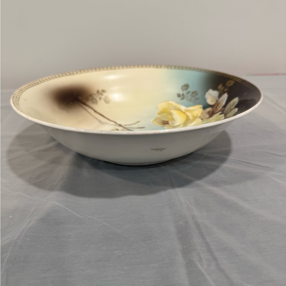 Vintage Floral Serving Bowl Hand Painted Roses Gold Rim Cottagecore - Picture 4 of 6